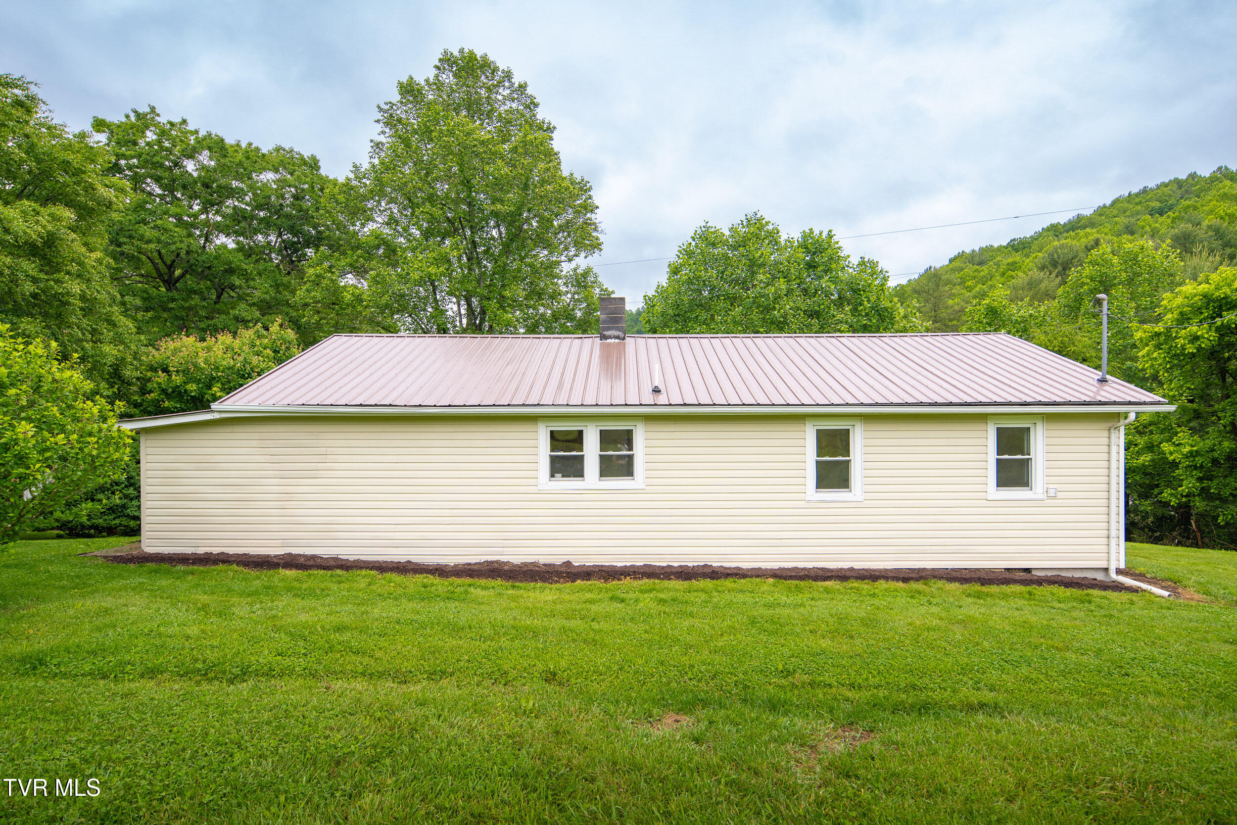 1227 Poga Road Butler, TN 37640 - Photo 27 of 44 RBV-1227 Poga Rd-2