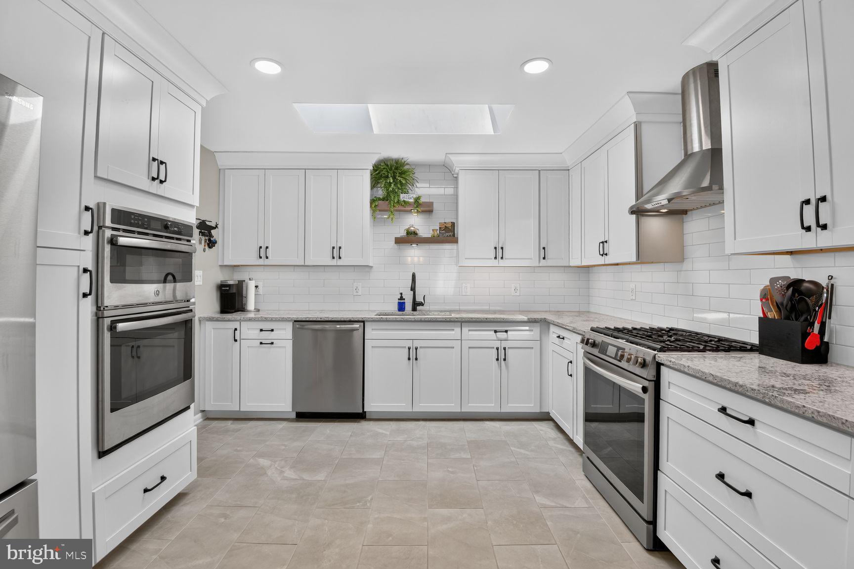 22010 Society Hill Road Leonardtown, MD 20650 - Photo 7 of 45 Renovated kitchen
