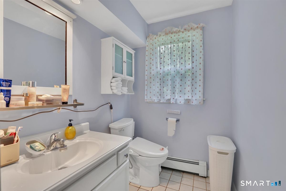 103 Grissom Road Manchester, CT 06042 - Photo 21 of 34 Gallery Image 21