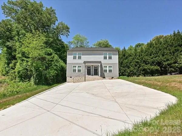 $1,795 | 580 Pleasant Avenue, Kannapolis, NC 28081