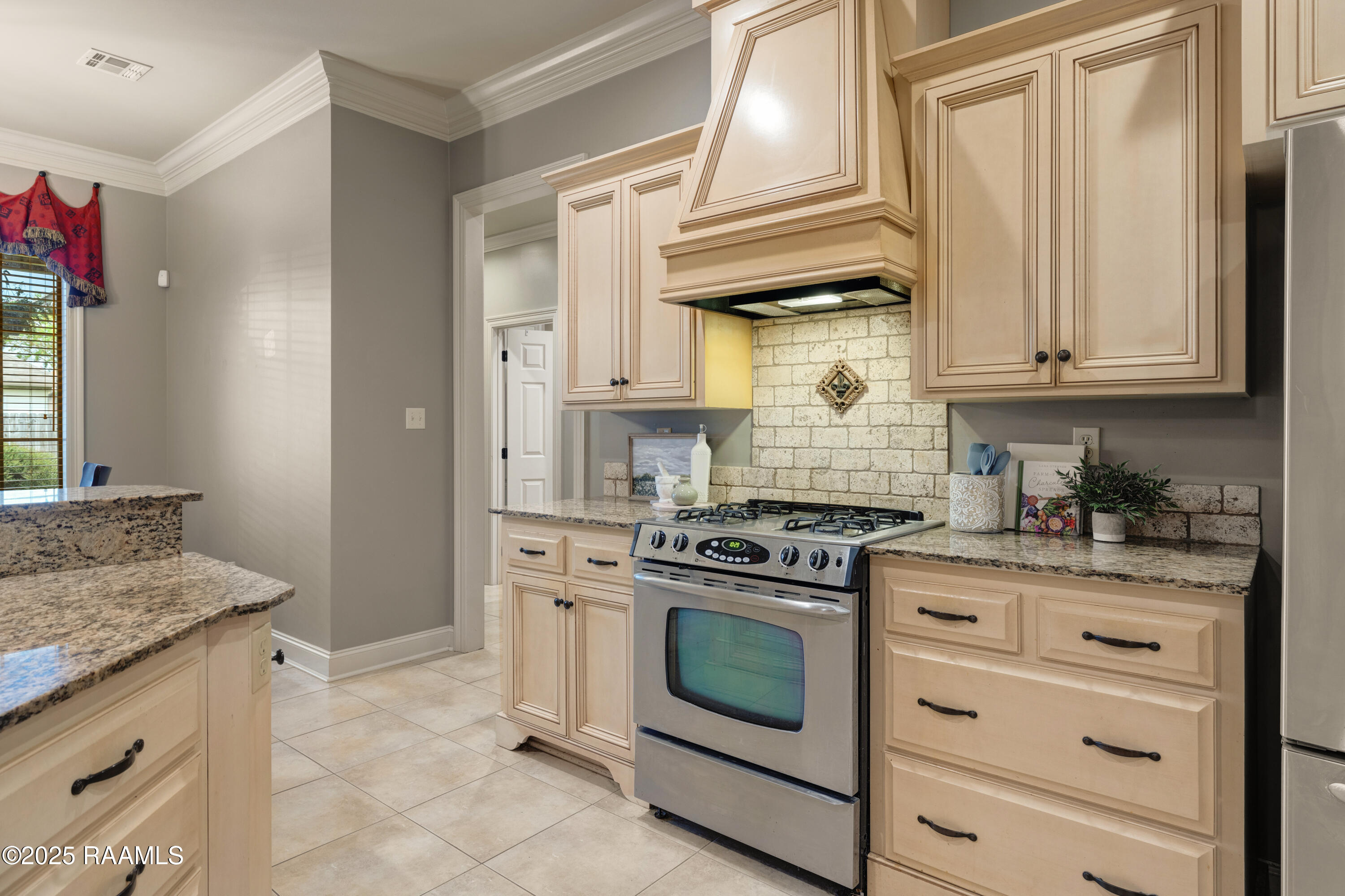 123 Baltic Street Lafayette, LA 70506 - Photo 12 of 31 123 Baltic-11