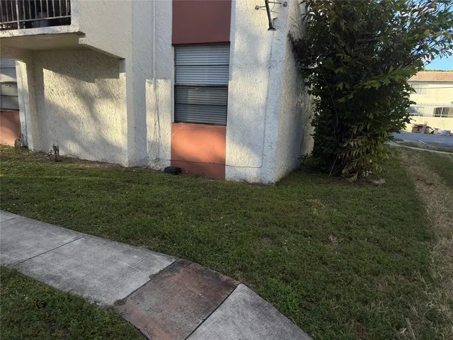 $1,800 | 1794 Northwest 55th Avenue, Unit 103, Lauderhill, FL 33313