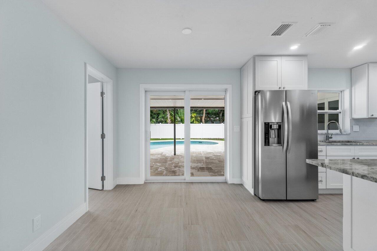 669 Northwest 15th Court Boca Raton, FL 33486 - Photo 12 of 37 013-669Northwest15thCourt-BocaRaton-FL-3
