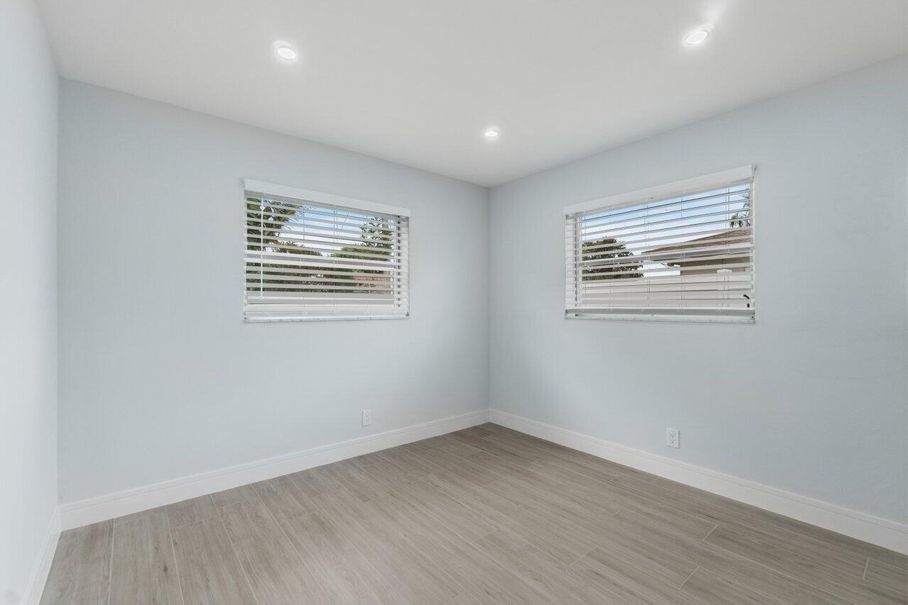 669 Northwest 15th Court Boca Raton, FL 33486 - Photo 23 of 37 024-669Northwest15thCourt-BocaRaton-FL-3