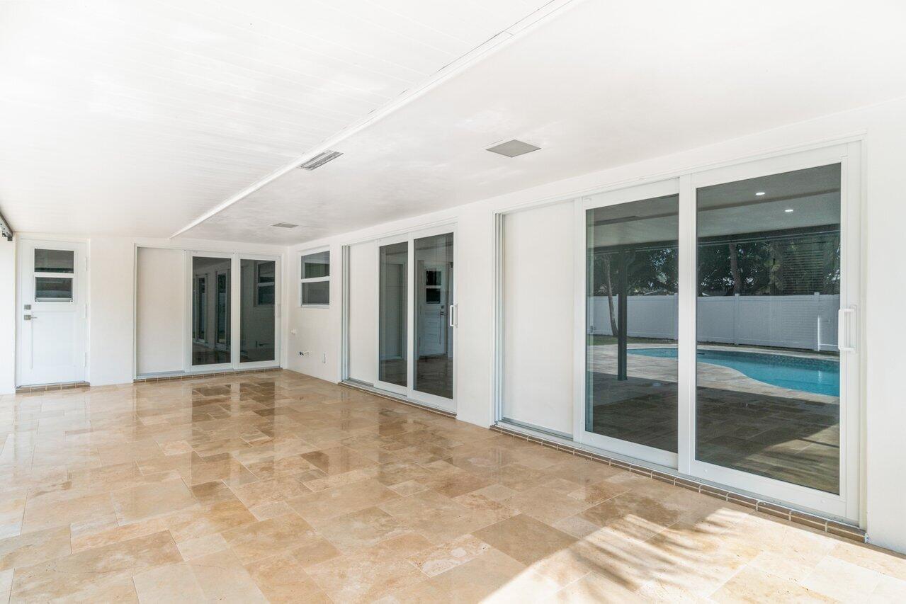 669 Northwest 15th Court Boca Raton, FL 33486 - Photo 31 of 37 032-669Northwest15thCourt-BocaRaton-FL-3
