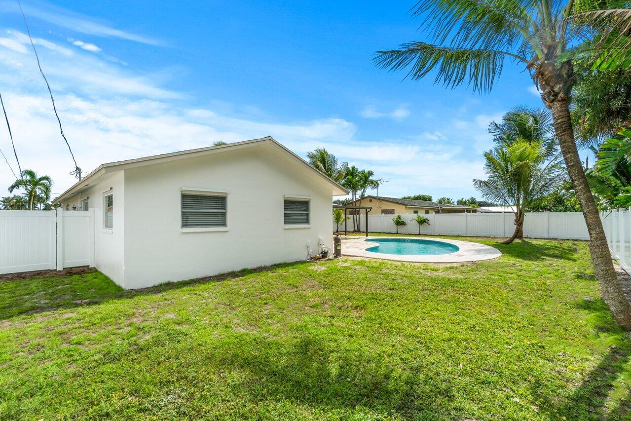 669 Northwest 15th Court Boca Raton, FL 33486 - Photo 35 of 37 036-669Northwest15thCourt-BocaRaton-FL-3