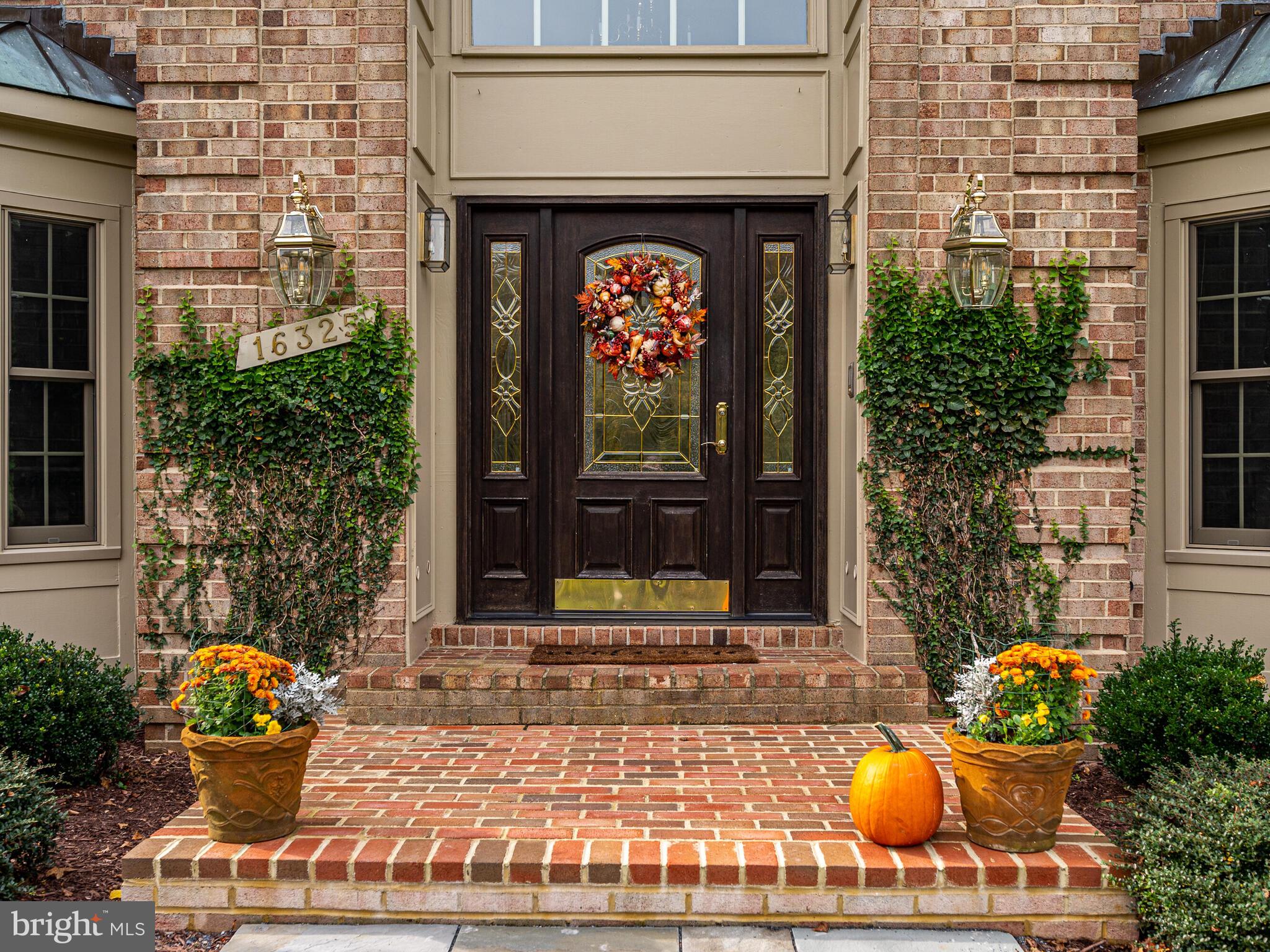 16325 Whitehaven Road Silver Spring, MD 20906 - Photo 3 of 55 Welcoming Entrance