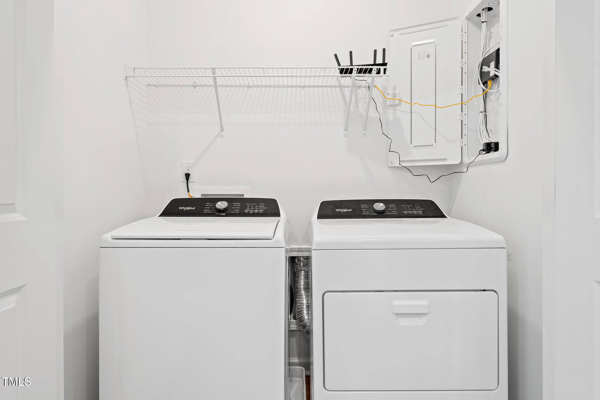 3028 Spline Circle Raleigh, NC 27610 - Photo 10 of 27 a utility room with dryer and washer
