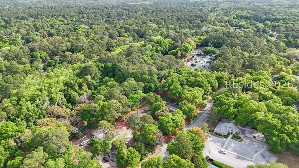 $1,050,000 | 1 Joyce Lane, Hilton Head Island, SC 29926