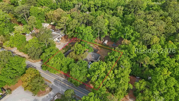 $1,050,000 | 1 Joyce Lane, Hilton Head Island, SC 29926