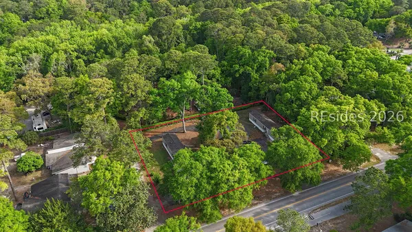 $1,050,000 | 1 Joyce Lane, Hilton Head Island, SC 29926