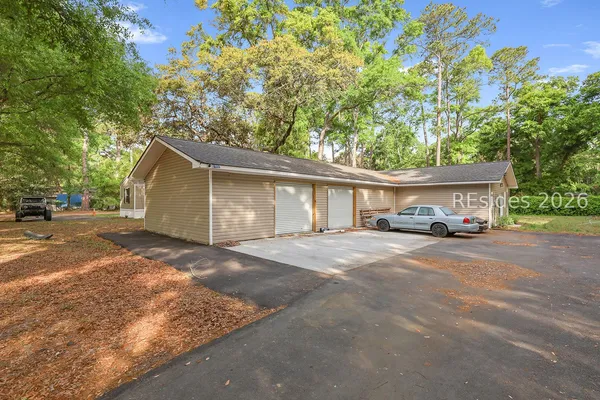 $1,050,000 | 1 Joyce Lane, Hilton Head Island, SC 29926