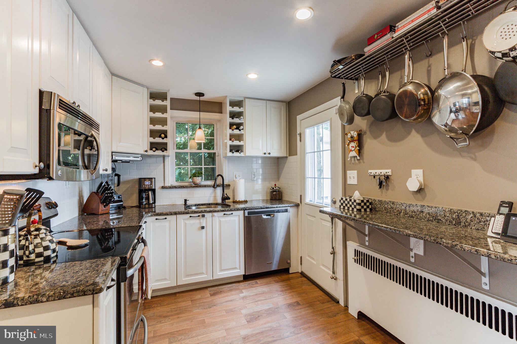 1713 Manor Road Havertown, PA 19083 - Photo 14 of 35 Kitchen