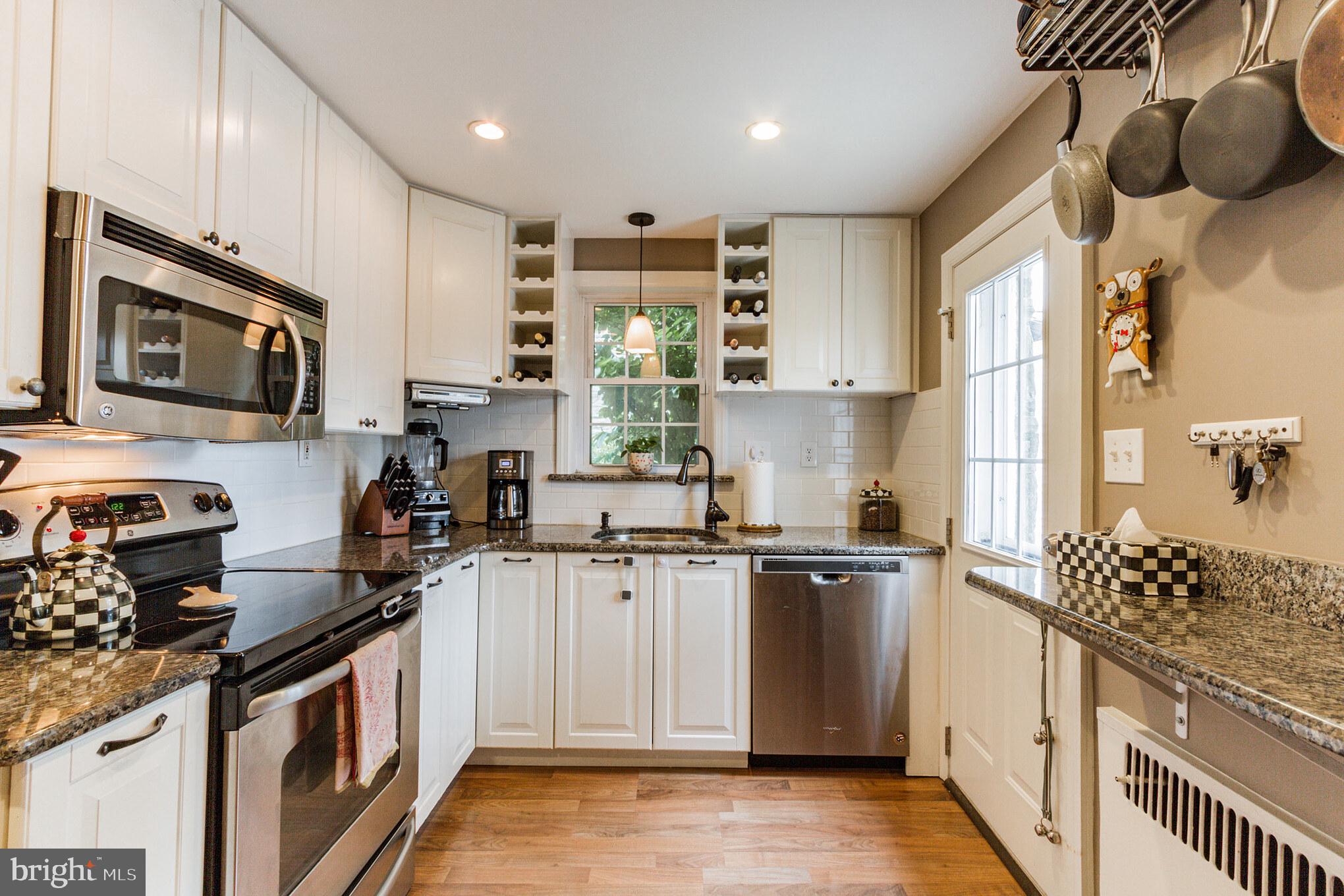 1713 Manor Road Havertown, PA 19083 - Photo 15 of 35 Kitchen