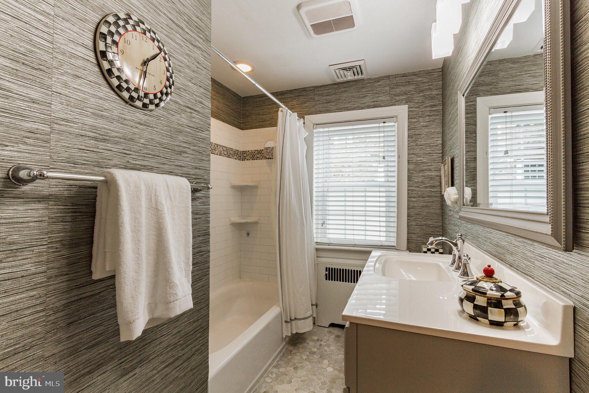 1713 Manor Road Havertown, PA 19083 - Photo 23 of 35 Full Bath