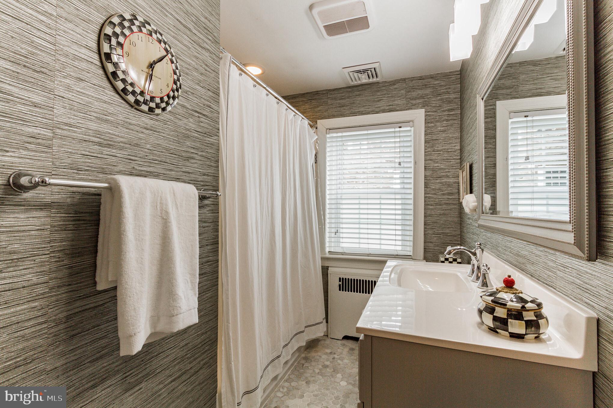 1713 Manor Road Havertown, PA 19083 - Photo 24 of 35 Full Bath