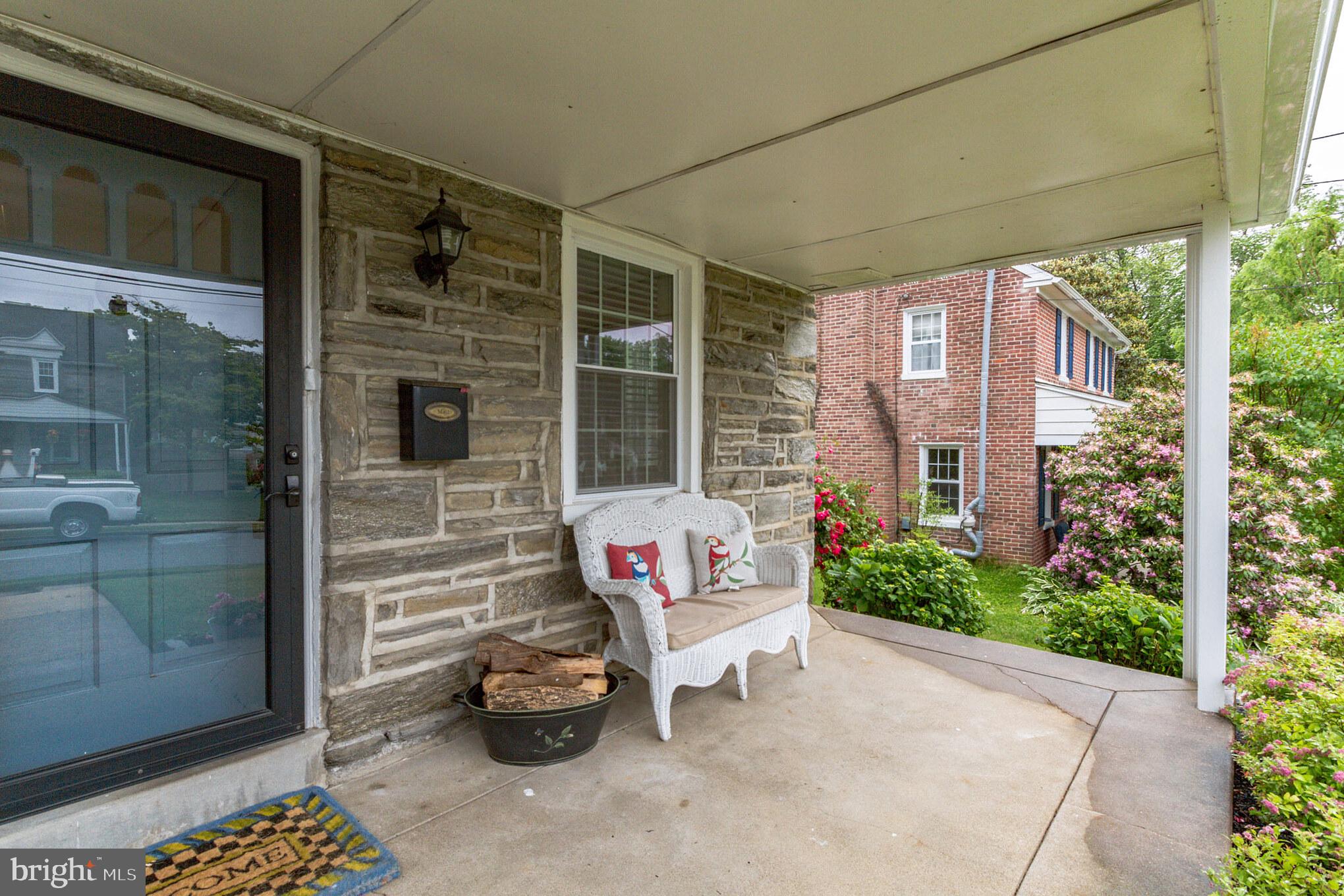 1713 Manor Road Havertown, PA 19083 - Photo 5 of 35 Front Porch