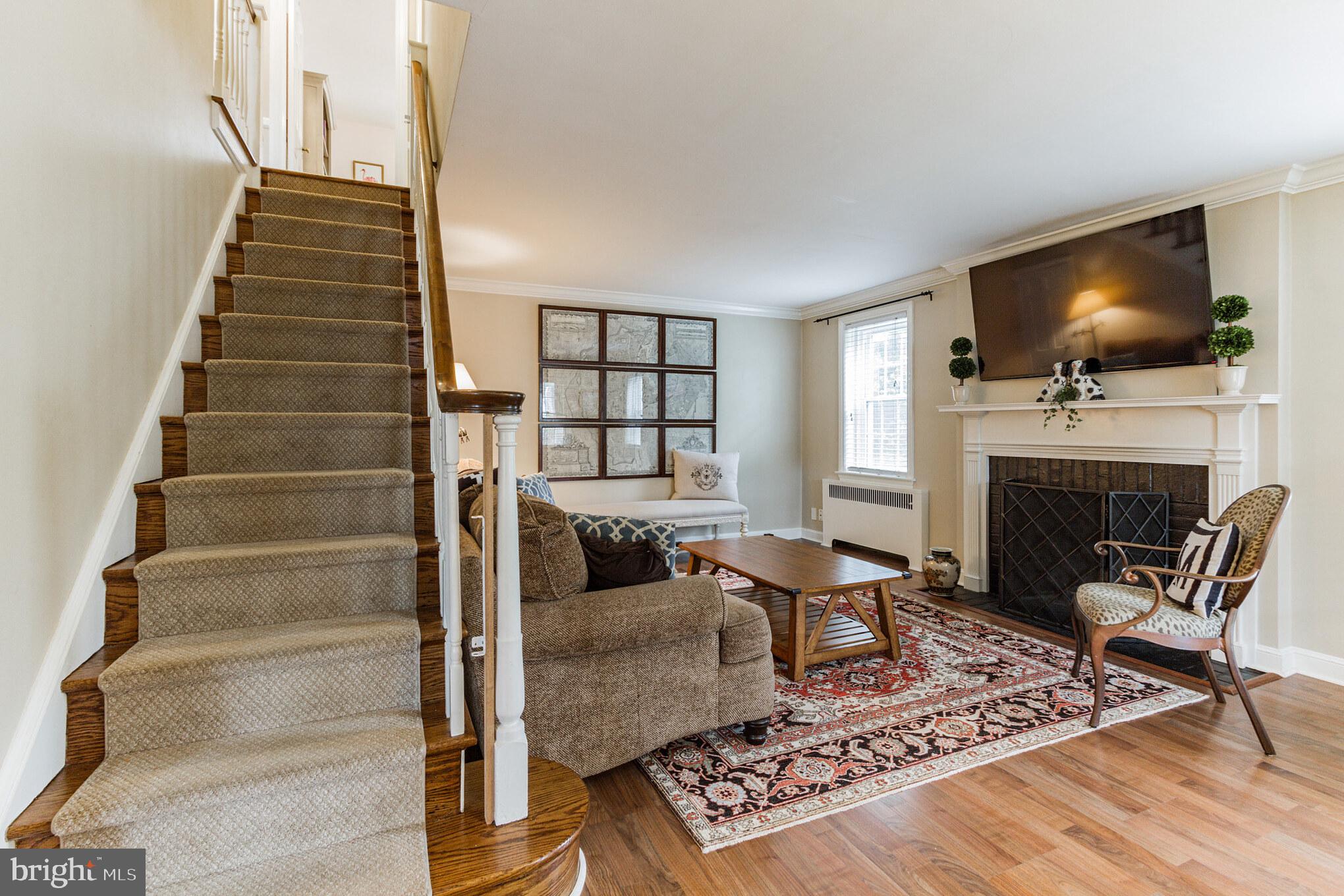 1713 Manor Road Havertown, PA 19083 - Photo 7 of 35 Living Room