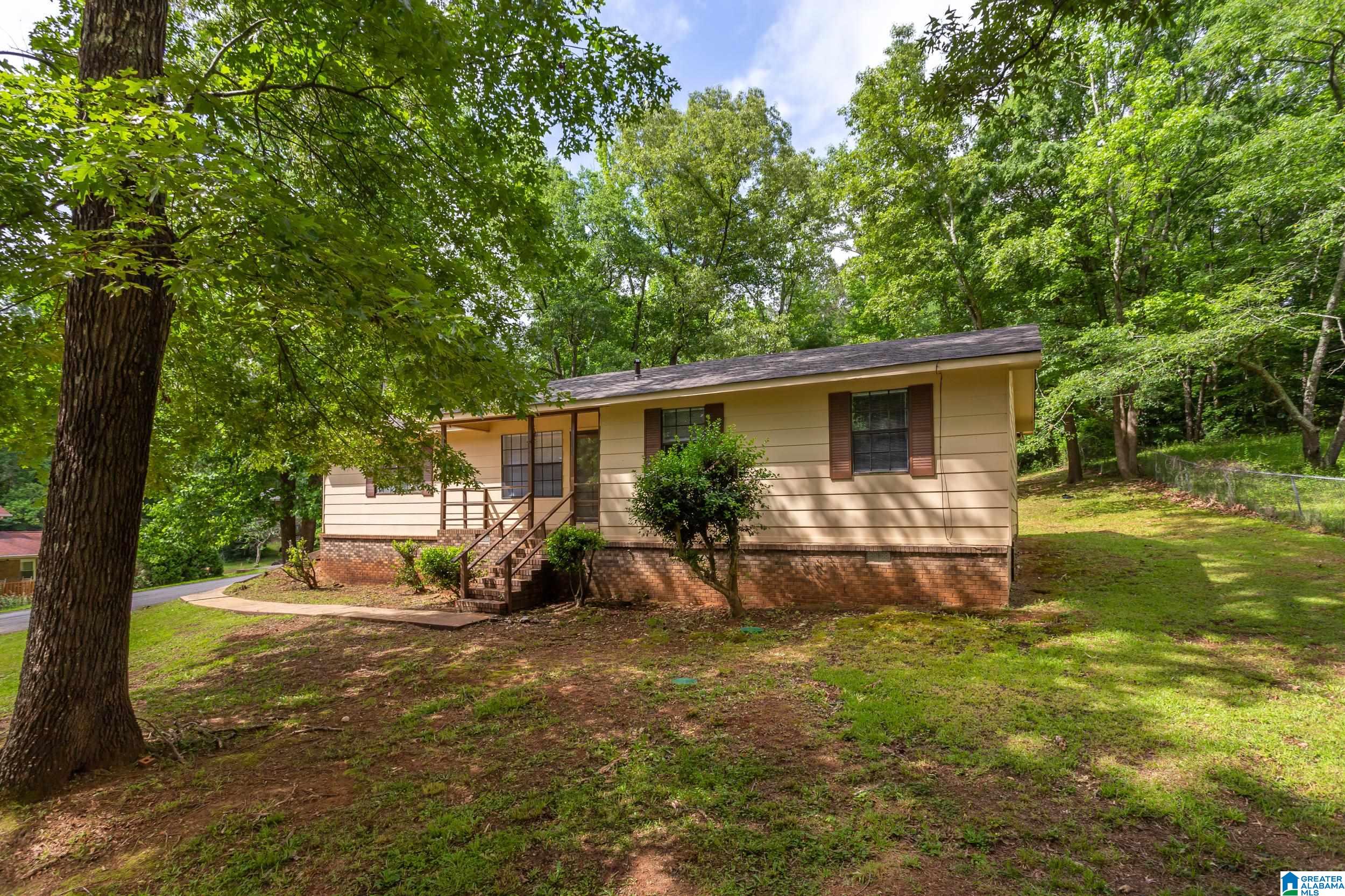 514 West 64th Street Anniston, AL 36206 - Photo 6 of 33