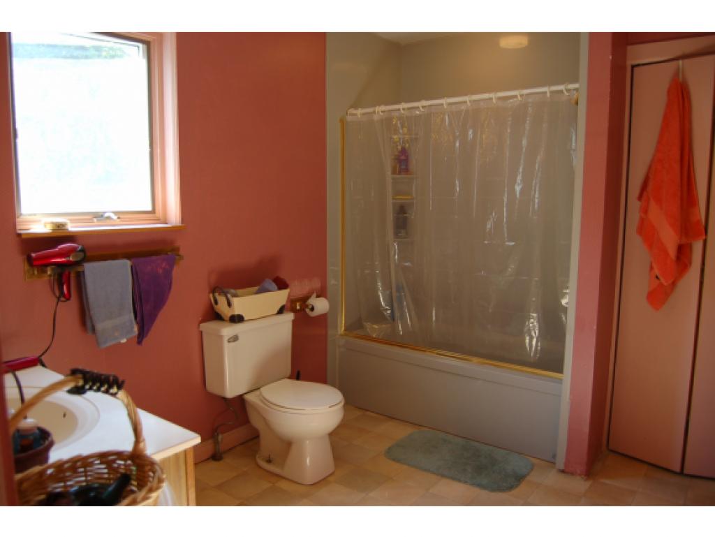 331 Cutler Corner Road Barre Town, VT 05641 - Photo 13 of 31