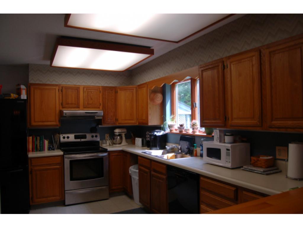 331 Cutler Corner Road Barre Town, VT 05641 - Photo 3 of 31