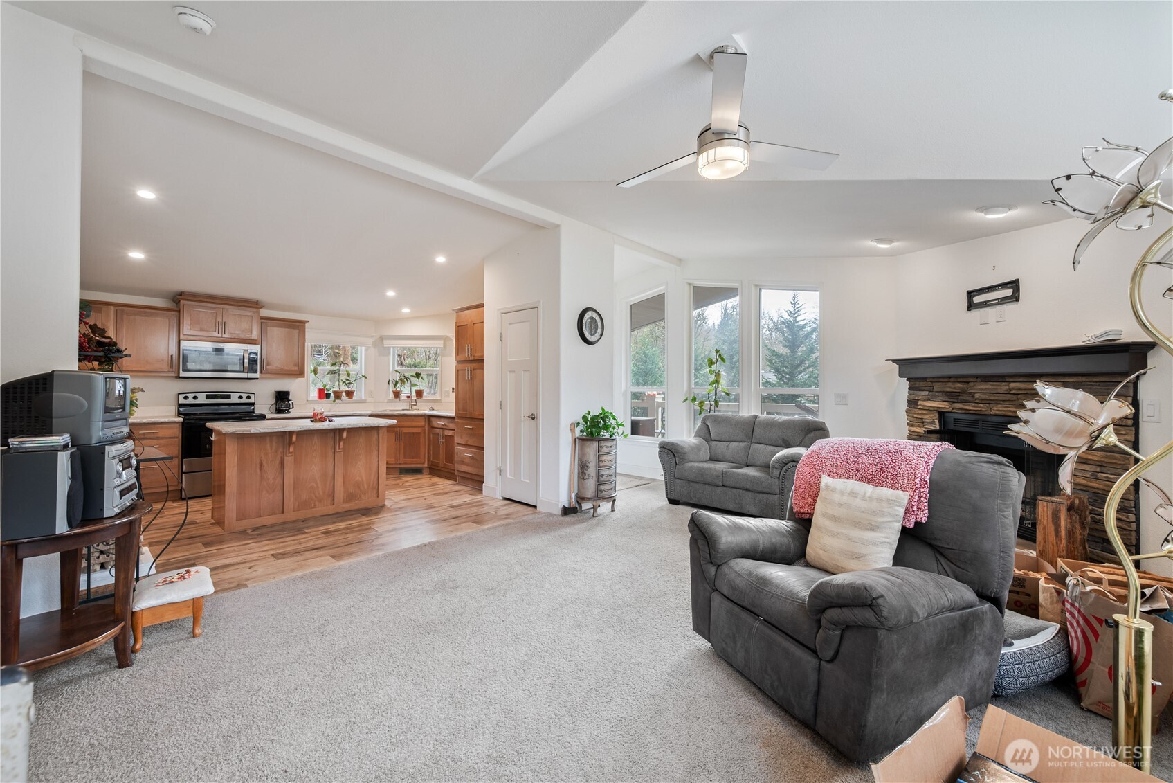 1955 Abernathy Creek Road Longview, WA 98632 - Photo 7 of 39