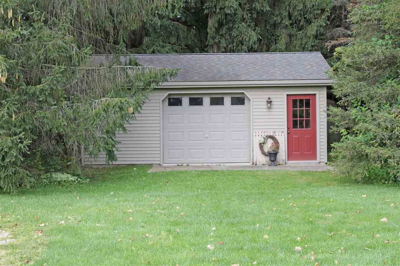 16210 Frandsche Road Chesaning, MI 48616 - Photo 36 of 47 50056381-35.JPG