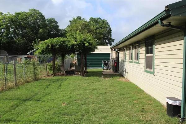 $192,000 | 402 Cleveland Street, Bailey, TX 75452