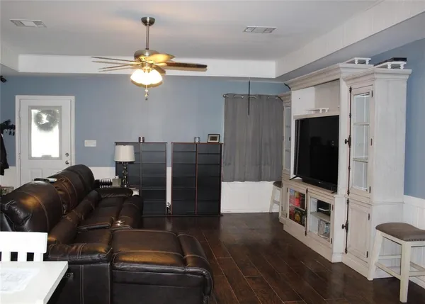 $192,000 | 402 Cleveland Street, Bailey, TX 75452