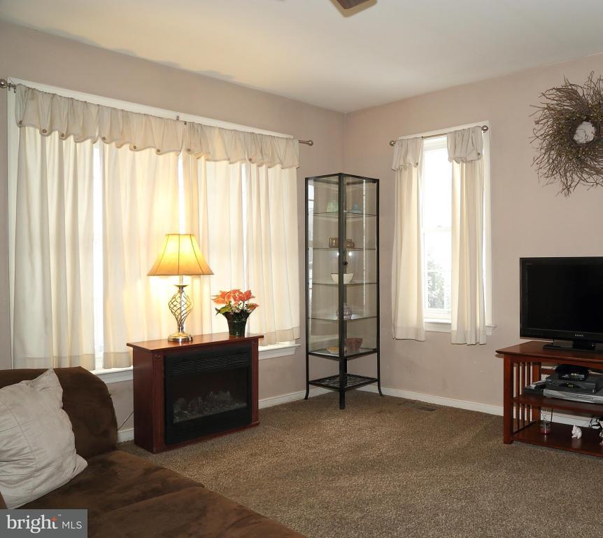 268 North Oak Street Lititz, PA 17543 - Photo 6 of 15 Gallery Image 6