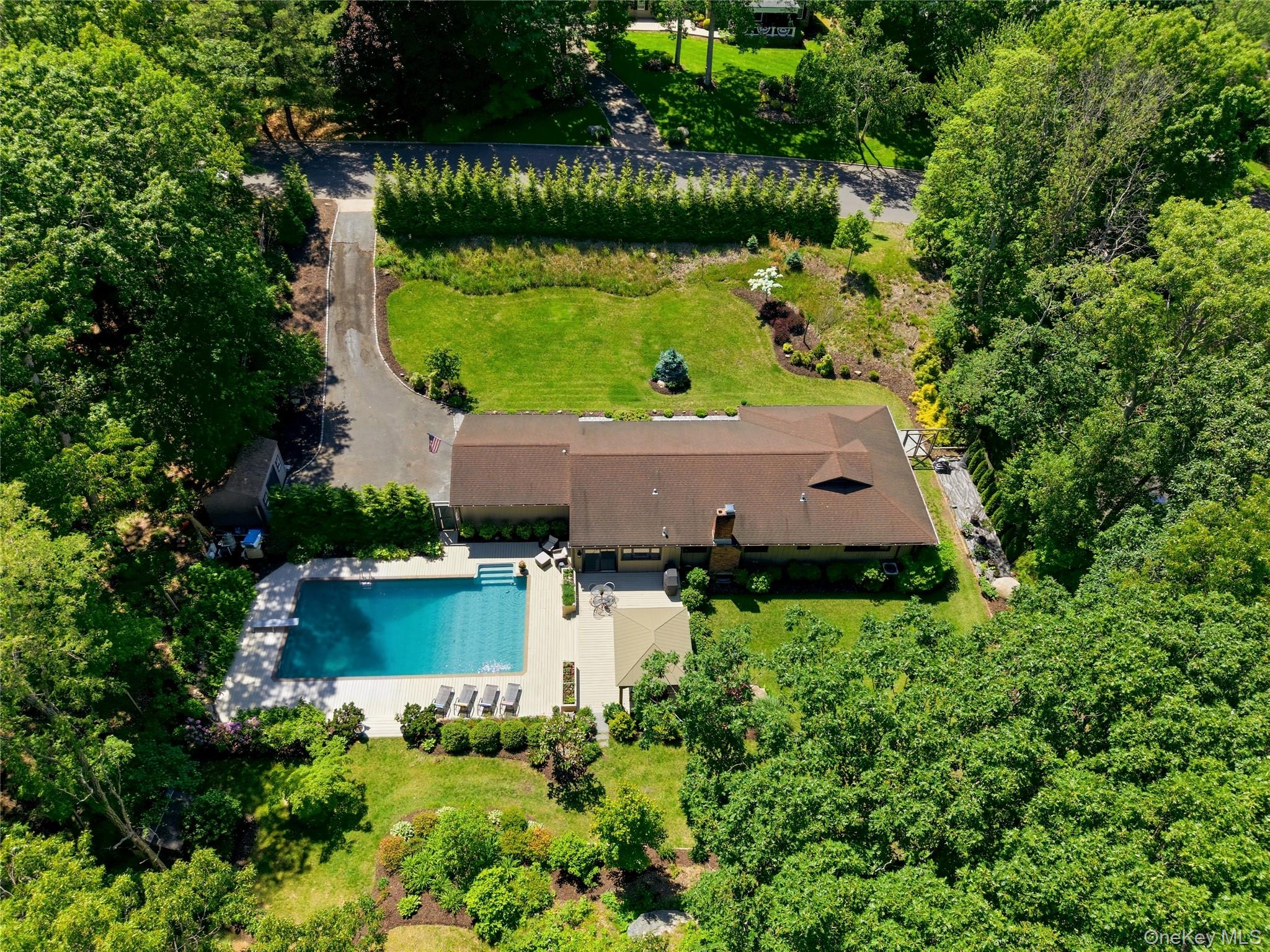 53 Soundview Drive Shoreham, NY 11786 - Photo 41 of 44
