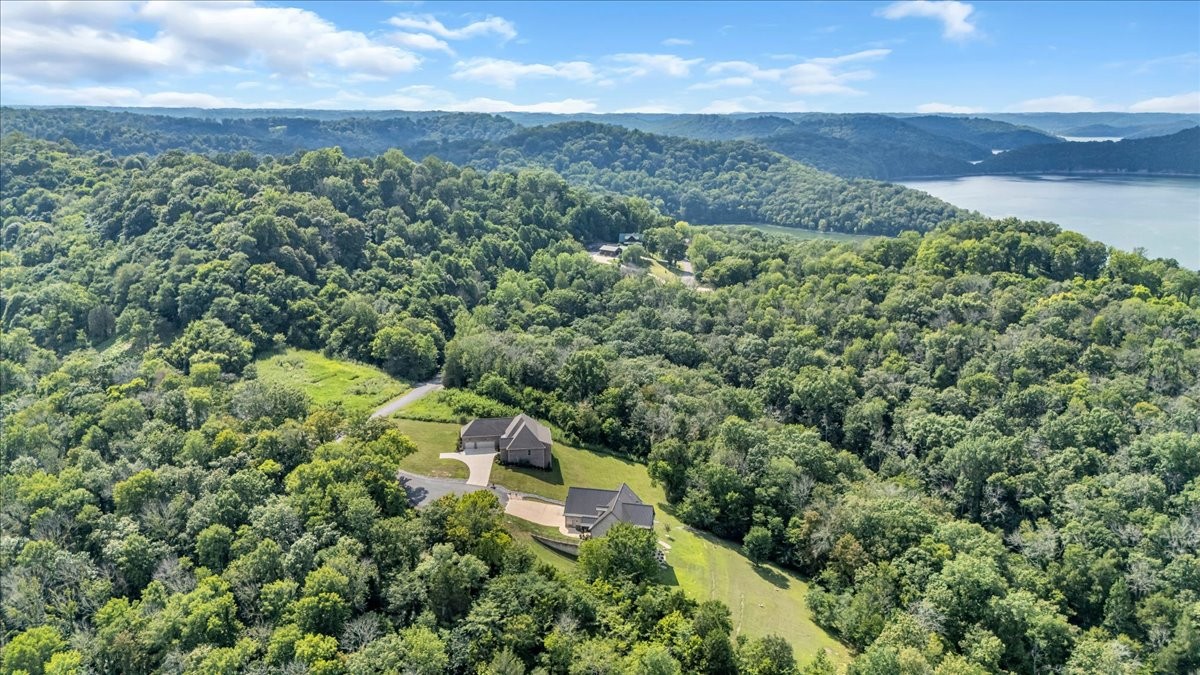 667 Rutherford Lane Smithville, TN 37166 - Photo 76 of 89 an aerial view of a house with a yard