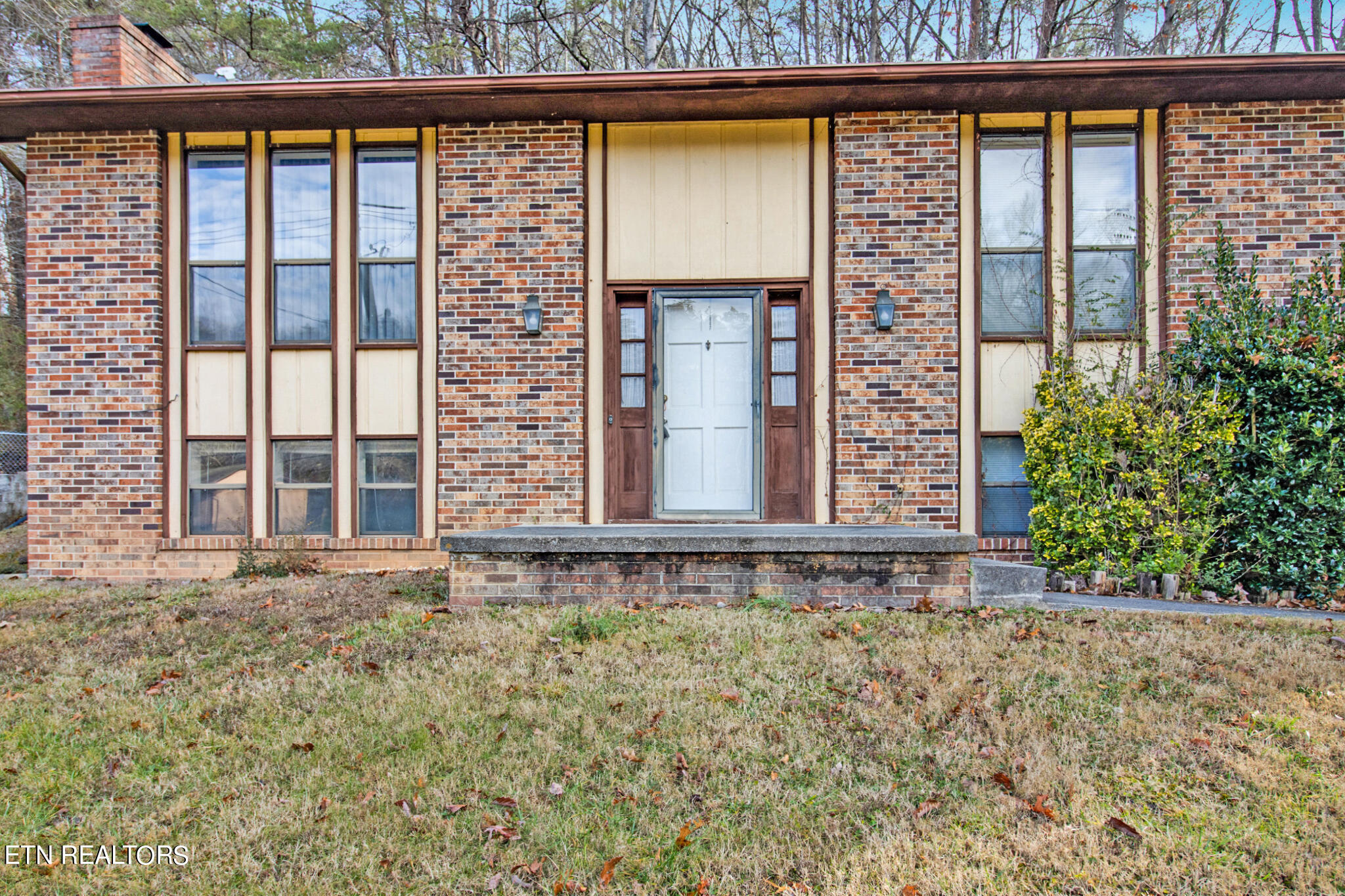 425 Ivanhoe Road Powell, TN 37849 - Photo 38 of 42 img_3082-img_3084