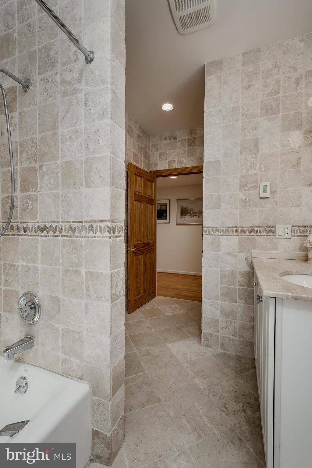 9 Pardoe Road Princeton, NJ 08540 - Photo 20 of 28