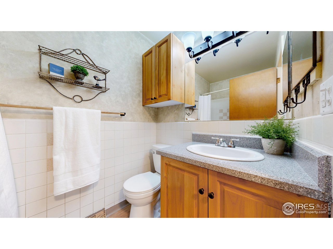 411 East Drake Road Fort Collins, CO 80525 - Photo 18 of 36 Full Bathroom