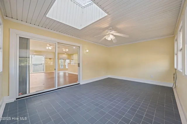 $465,000 | 101 Bunker Court, Hampstead, NC 28443