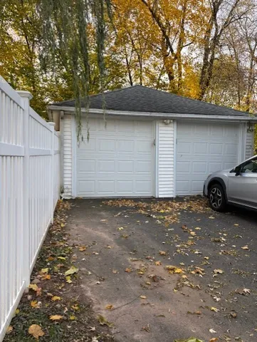 $2,400 | 15 Argyle Avenue, West Hartford, CT 06107