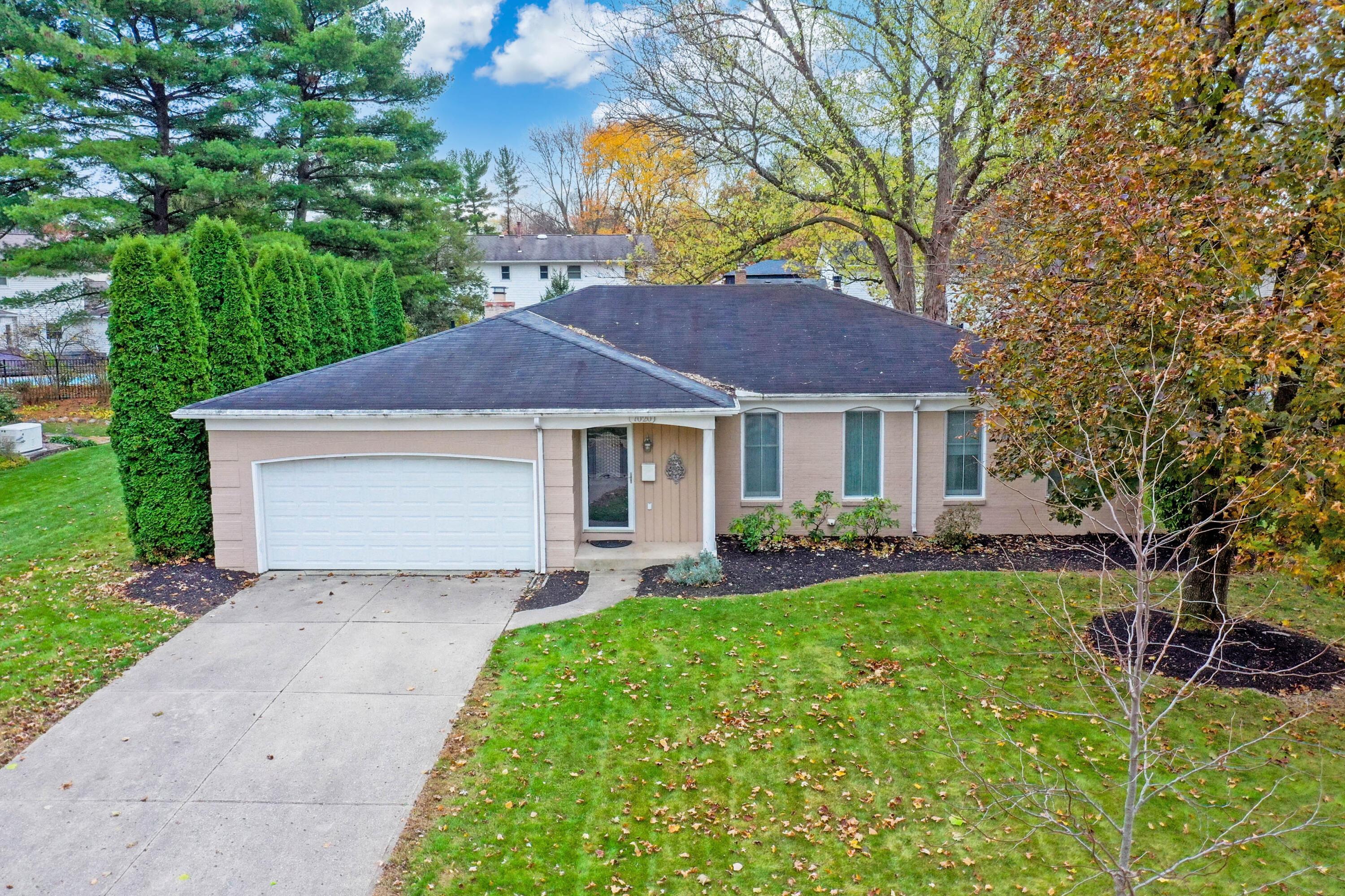 7020 Rieber Street Columbus, OH 43085 - Photo 3 of 40 3. Front Exterior