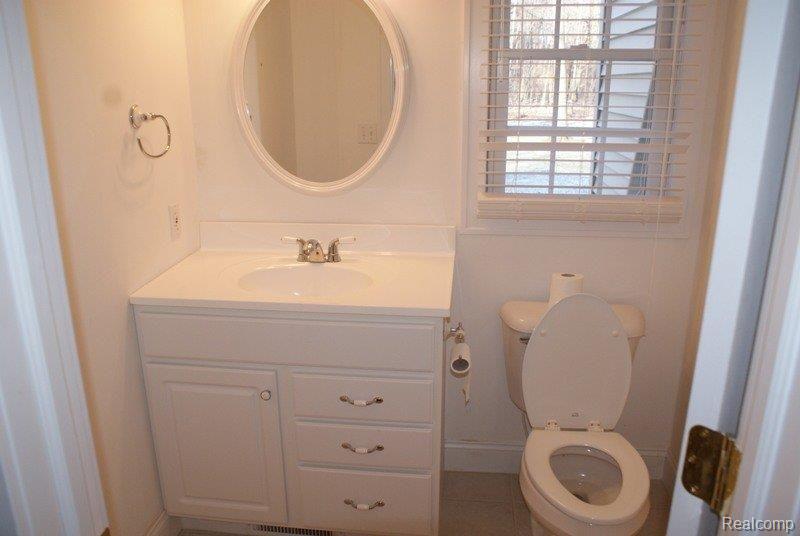 3053 Tozer Road North Branch, MI 48461 - Photo 11 of 18 DSC07172.JPG