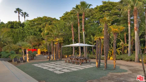 $18,450,000 | 27044 Sea Vista Drive, Malibu, CA 90265