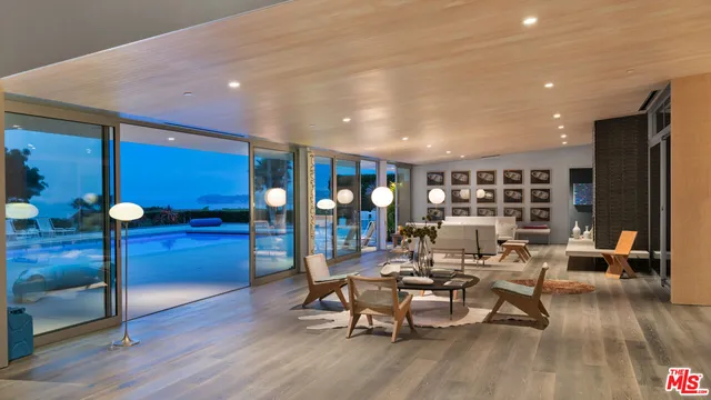 $18,450,000 | 27044 Sea Vista Drive, Malibu, CA 90265