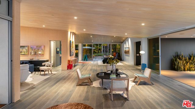 $18,450,000 | 27044 Sea Vista Drive, Malibu, CA 90265