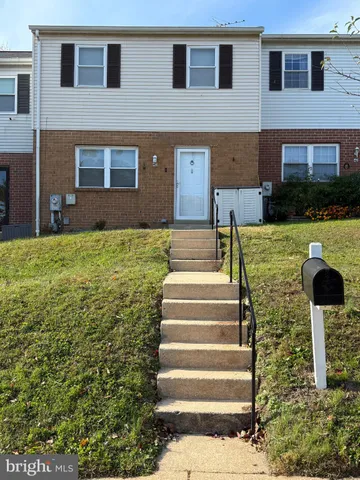 $279,900 | 40 Kintore Court, Parkville, MD 21234