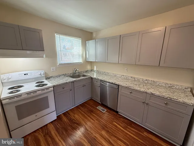 $279,900 | 40 Kintore Court, Parkville, MD 21234