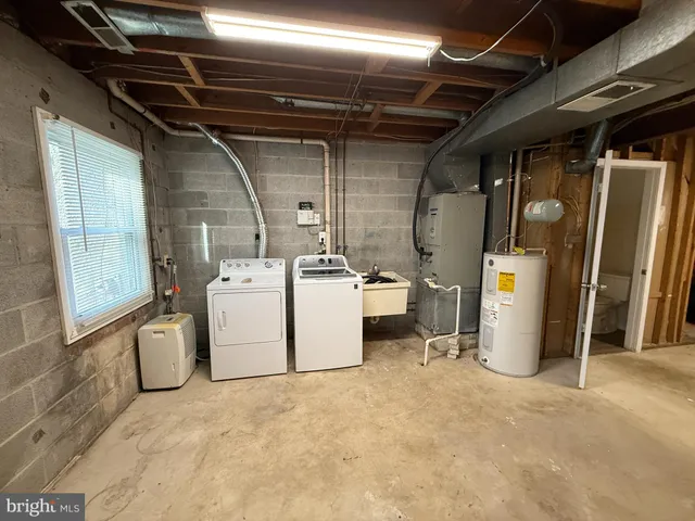 $279,900 | 40 Kintore Court, Parkville, MD 21234