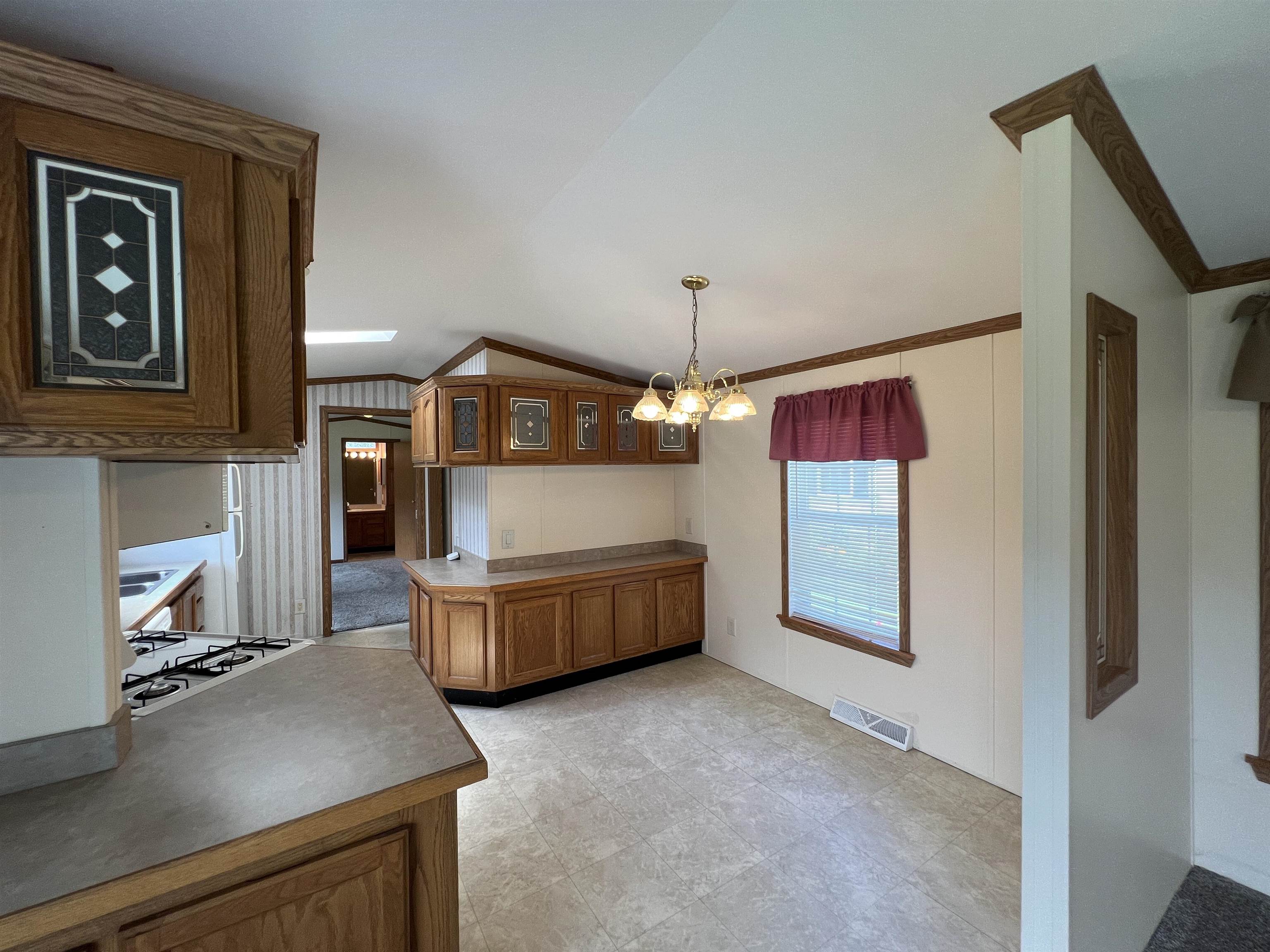 18 2nd Street Exeter, NH 03833 - Photo 8 of 23
