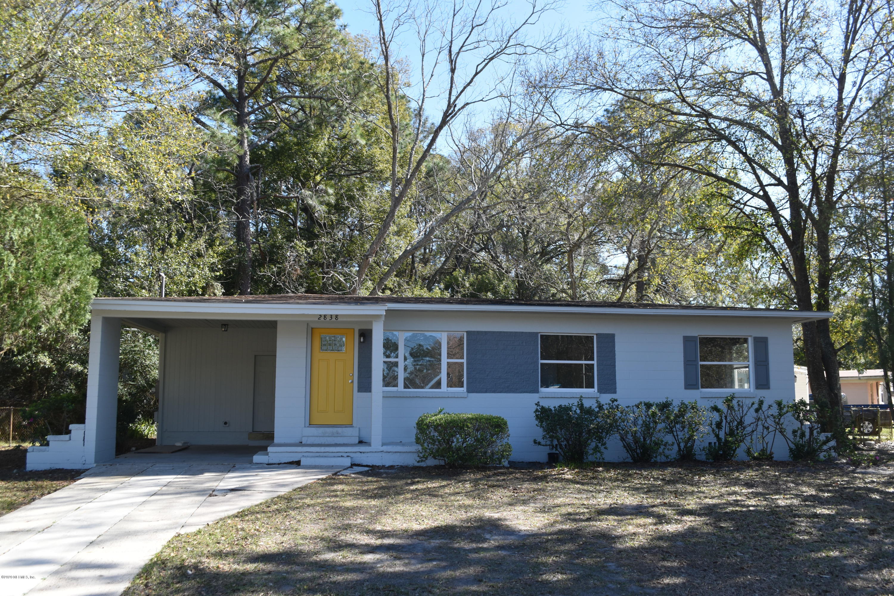 2838 Begonia Road Jacksonville, FL 32209 - Photo 9 of 16 Block home with modern colors