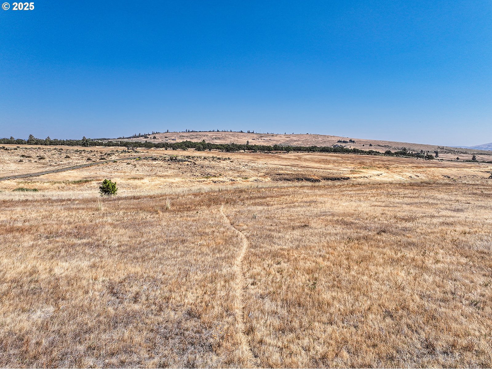 24 Jack Frost Way Goldendale, WA 98620 - Photo 14 of 27 a view of an ocean
