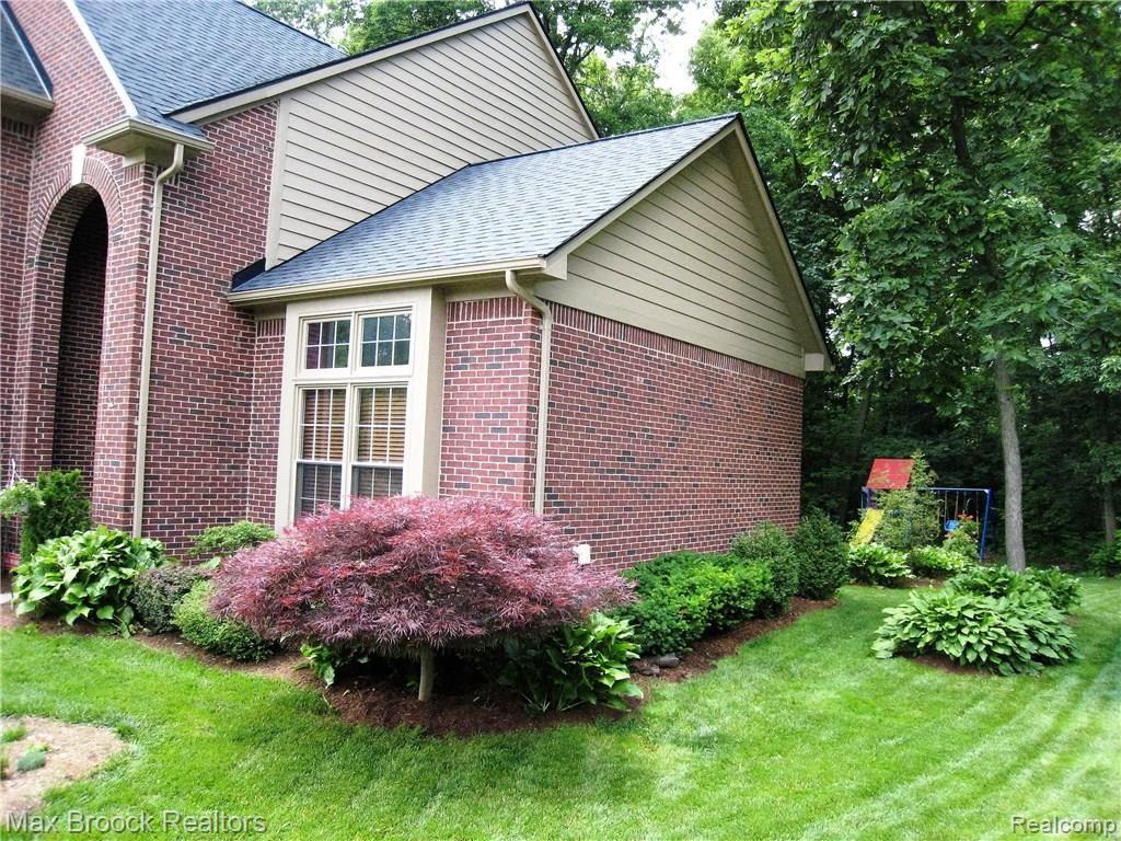699 Twin Oaks Court Rochester Hills, MI 48307 - Photo 60 of 65