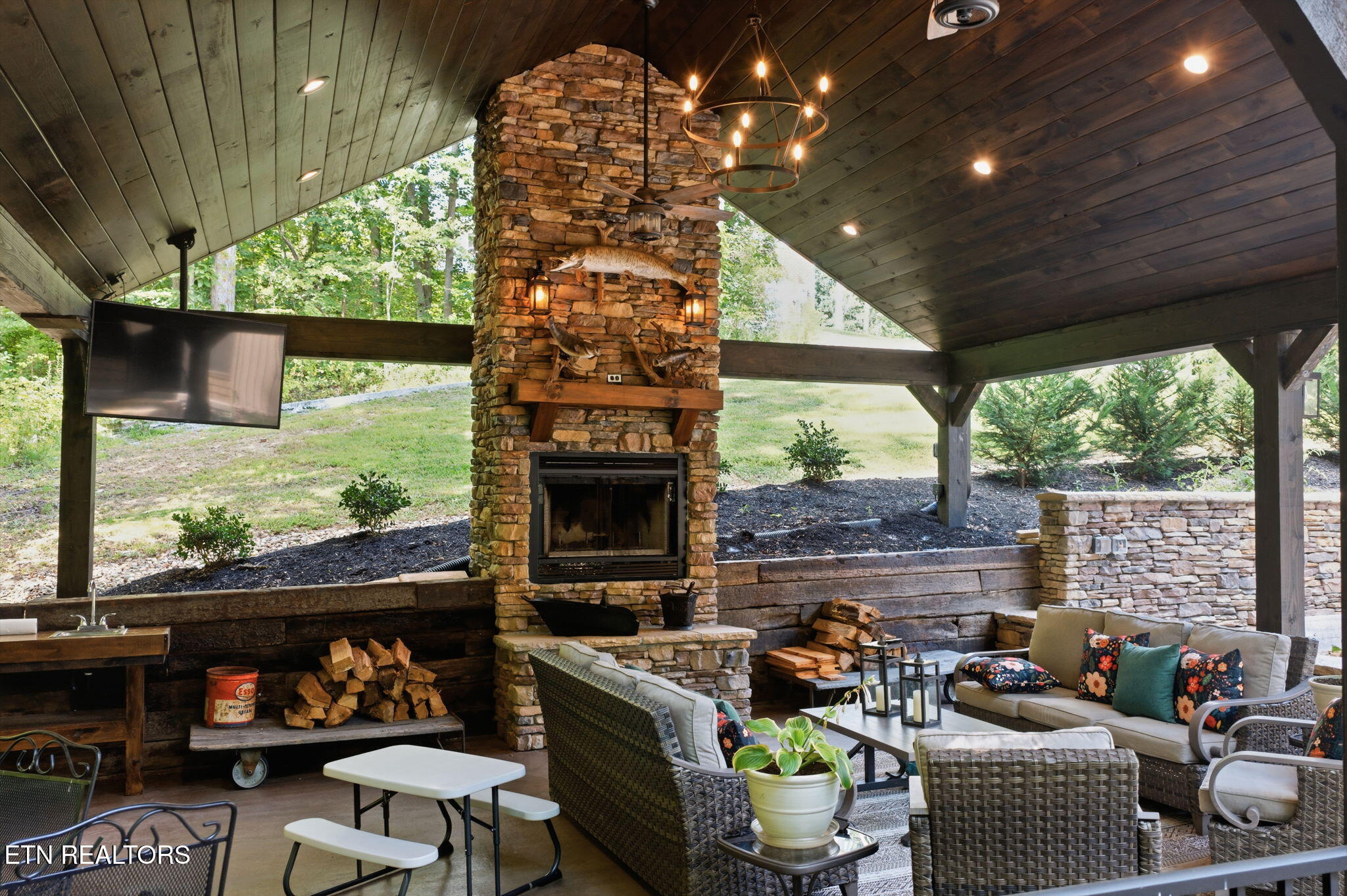 504 Pumpkin Hollow Road Heiskell, TN 37754 - Photo 56 of 56 81-web-or-mls-081_504 Pumpkin Hollow-240
